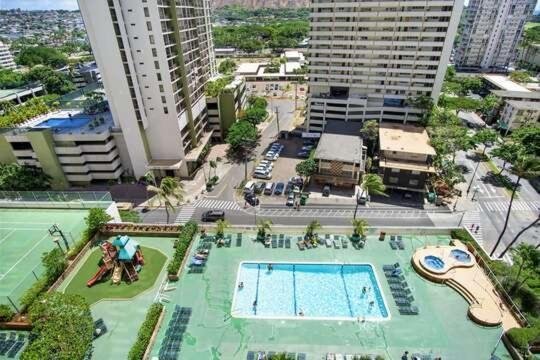 Beautifully Renovated 32Nd Floor Deluxe Ocean View Waikiki Condo Condo Honolulu Exterior photo
